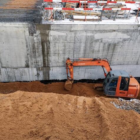 Грунт для обратной засыпки: как выбрать, чтобы не нарушить несущую способность фундамента