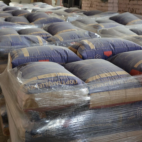 Когда достаточно купить цемент М500 в мешках, а когда нужен товарный бетон