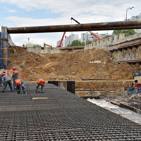 Подготовка грунта под плитный фундамент: ошибки которые приводят к просадке дома