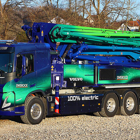 Volvo Trucks и Putzmeister представили электробетононасос на базе грузовика Volvo FM Electric