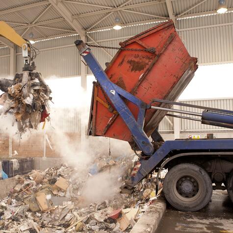 Очистка стройплощадки: эффективные стратегии вывоза и утилизации мусора